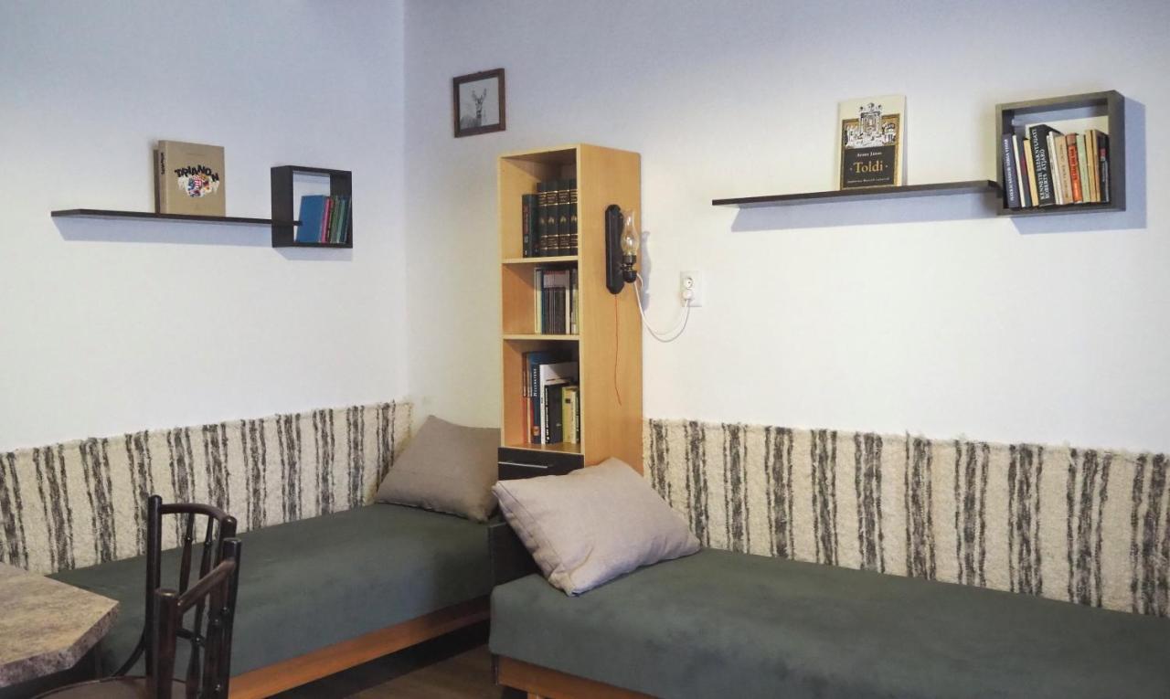Van Egy Haz Villa Erdohorvati Luaran gambar